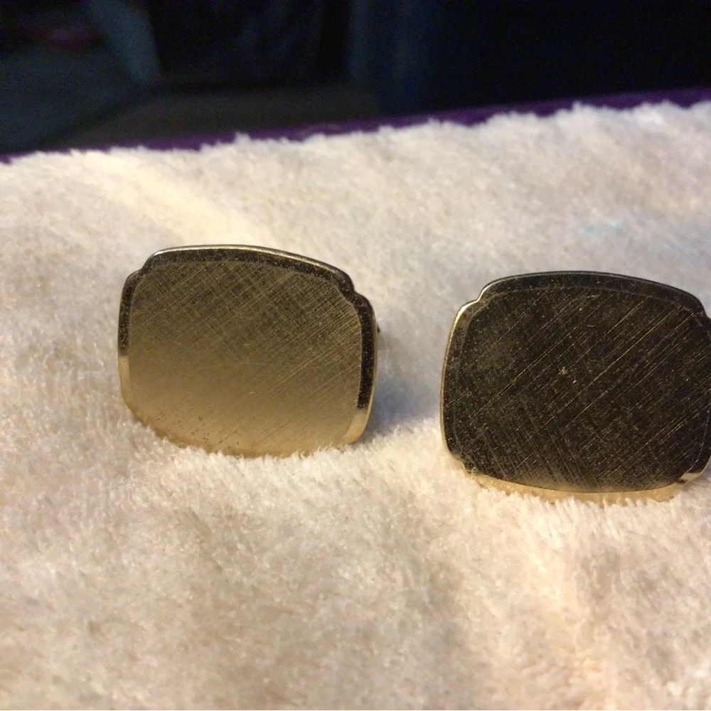Men's Gold-Tone Square Cufflinks - Polished Brushed Finish